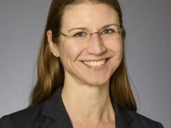 Cara Shopa headshot