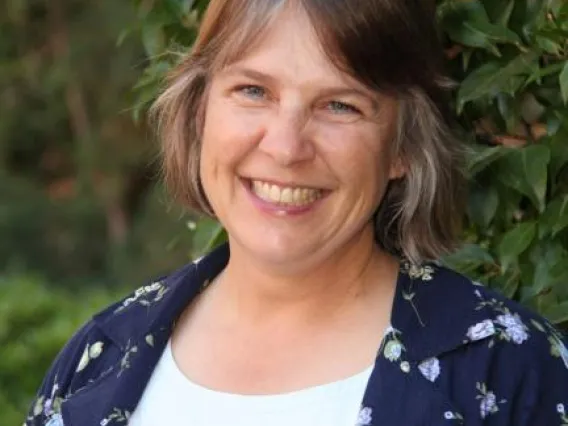 Kimberly Ogden headshot