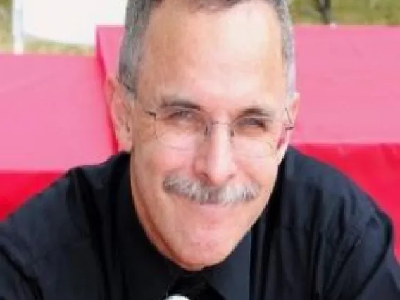 Doug Loy headshot