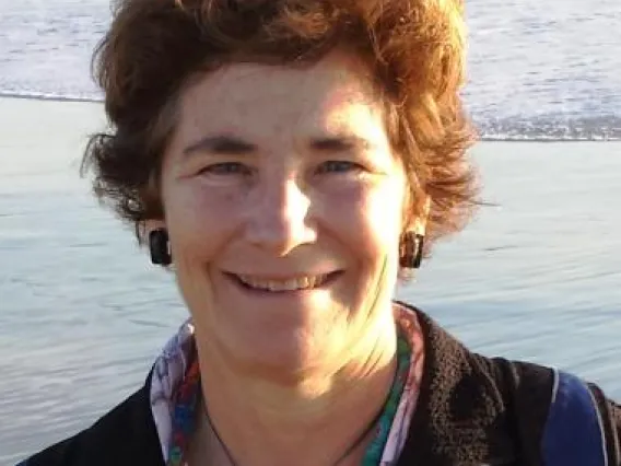 Kathy Jacobs headshot