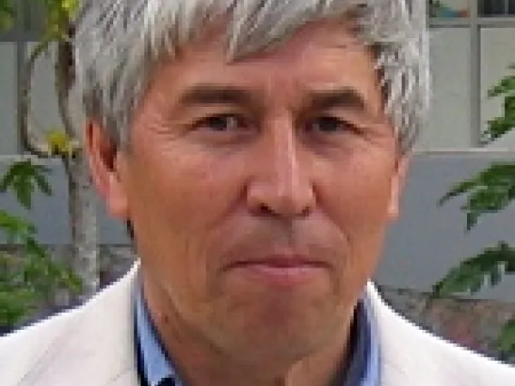 Ildar Gabitov headshot