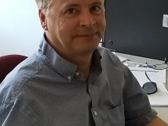 Mike Leuthold headshot